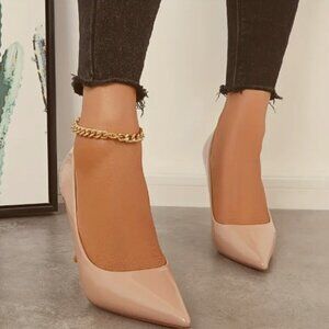 New with tags Worthington Light cream Nude  patent Heels